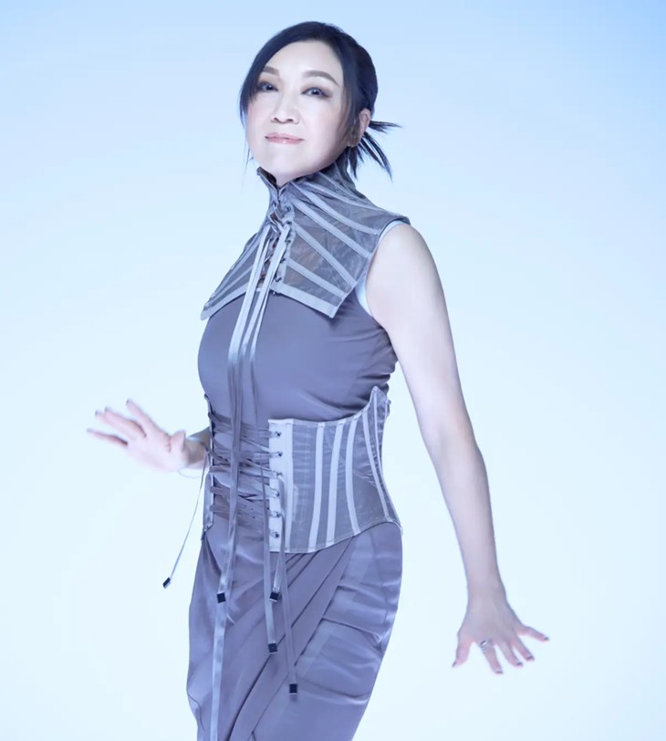 【新品.未開封】ハロー　マイ　ユーミン　完全限定生産版 新品.未開封】ハロー マイ ユーミン 完全限定生産版 - メルカリ